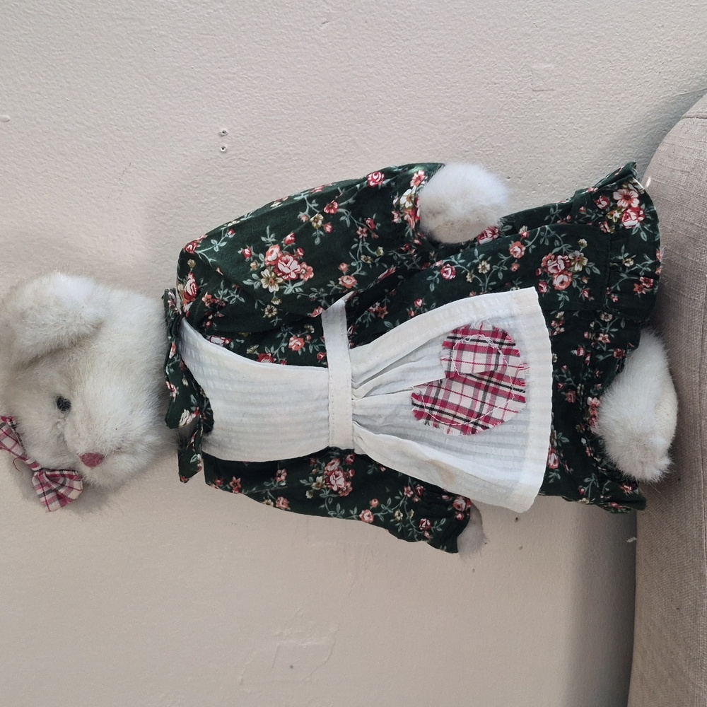 Vintage Green Mountain Bears Coll Mary Meyer "Ellen" Teddy Bear Apron & Bow